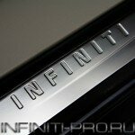 2010 Infiniti M накладки на пороги