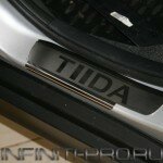 Nissan Tiida-2 НАКЛАДКИ НА ПОРОГИ